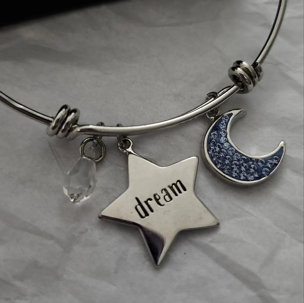 N/A silver tone